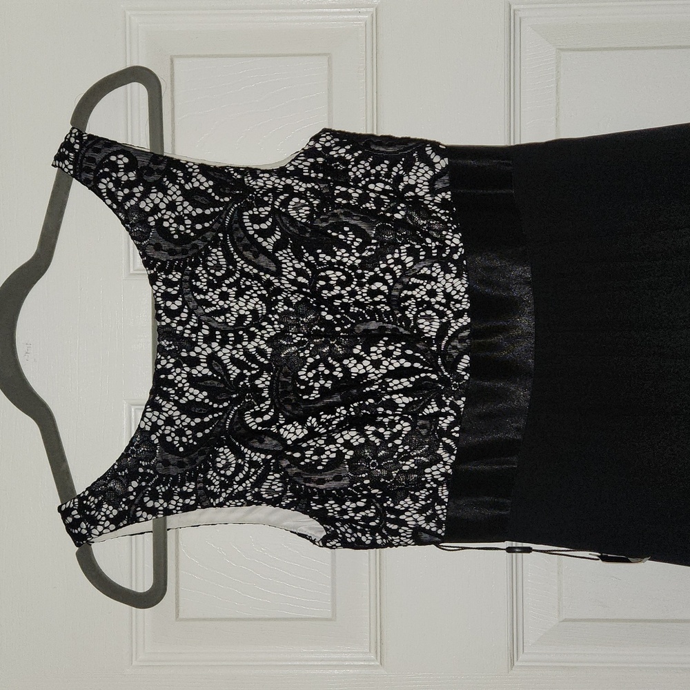 NWT Ever Pretty Dress